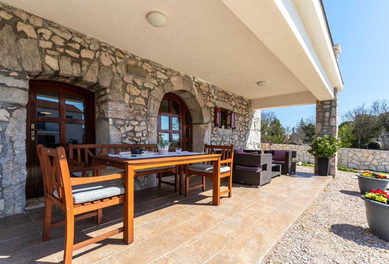 Villa Korina Pinezići Eksteriør billede